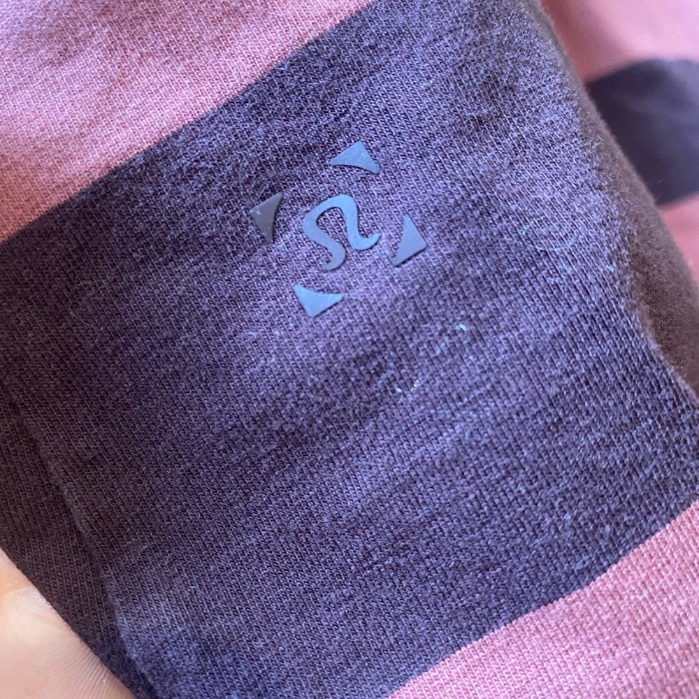 EUC Lululemon 5 year basic long sleeve
